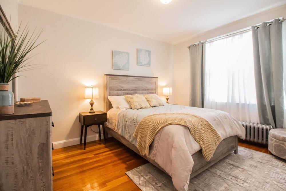 Renovated 2Bed, 05 mile to Longwood Med Hospital